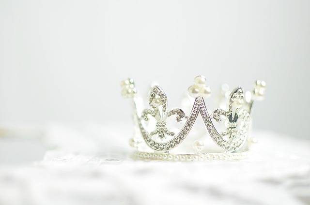 Comment reconnaître un vrai bijou Swarovski ?